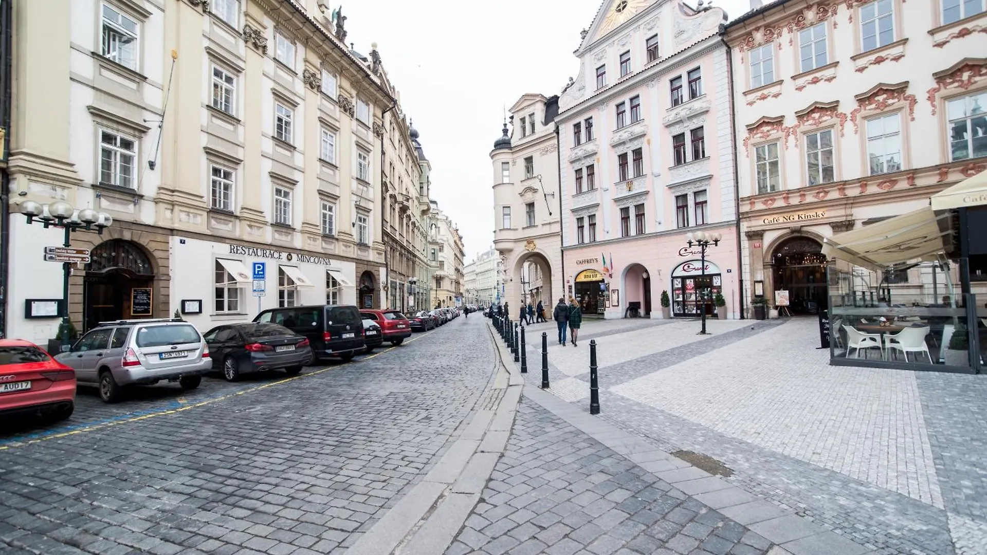 Luxurious 3Bed Very Spacious Apt In The Best Area Prague République tchèque