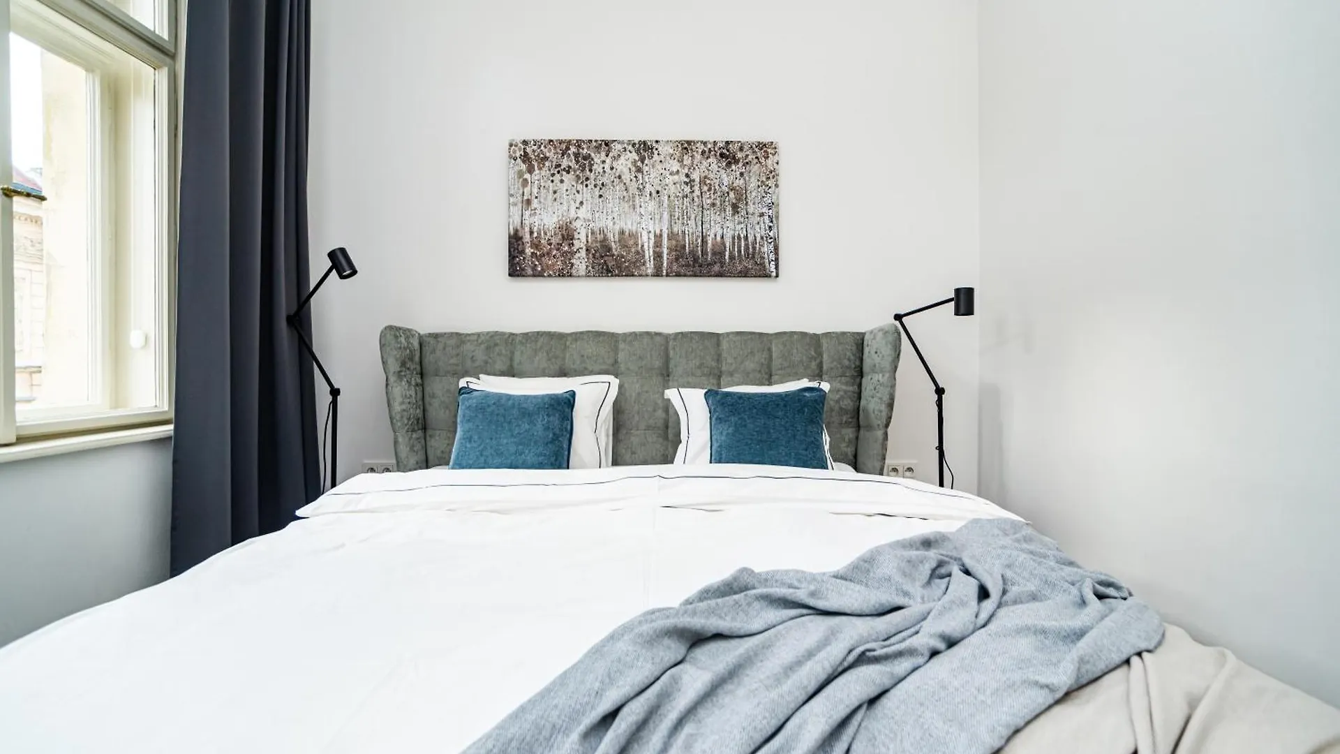 Luxurious 3Bed Very Spacious Apt In The Best Area Prague 0*,  République tchèque
