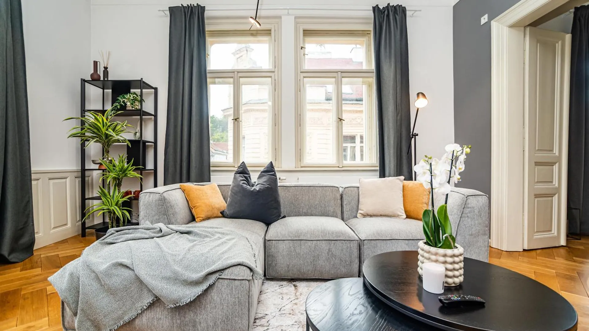 Appartement Luxurious 3Bed Very Spacious Apt In The Best Area Prague
