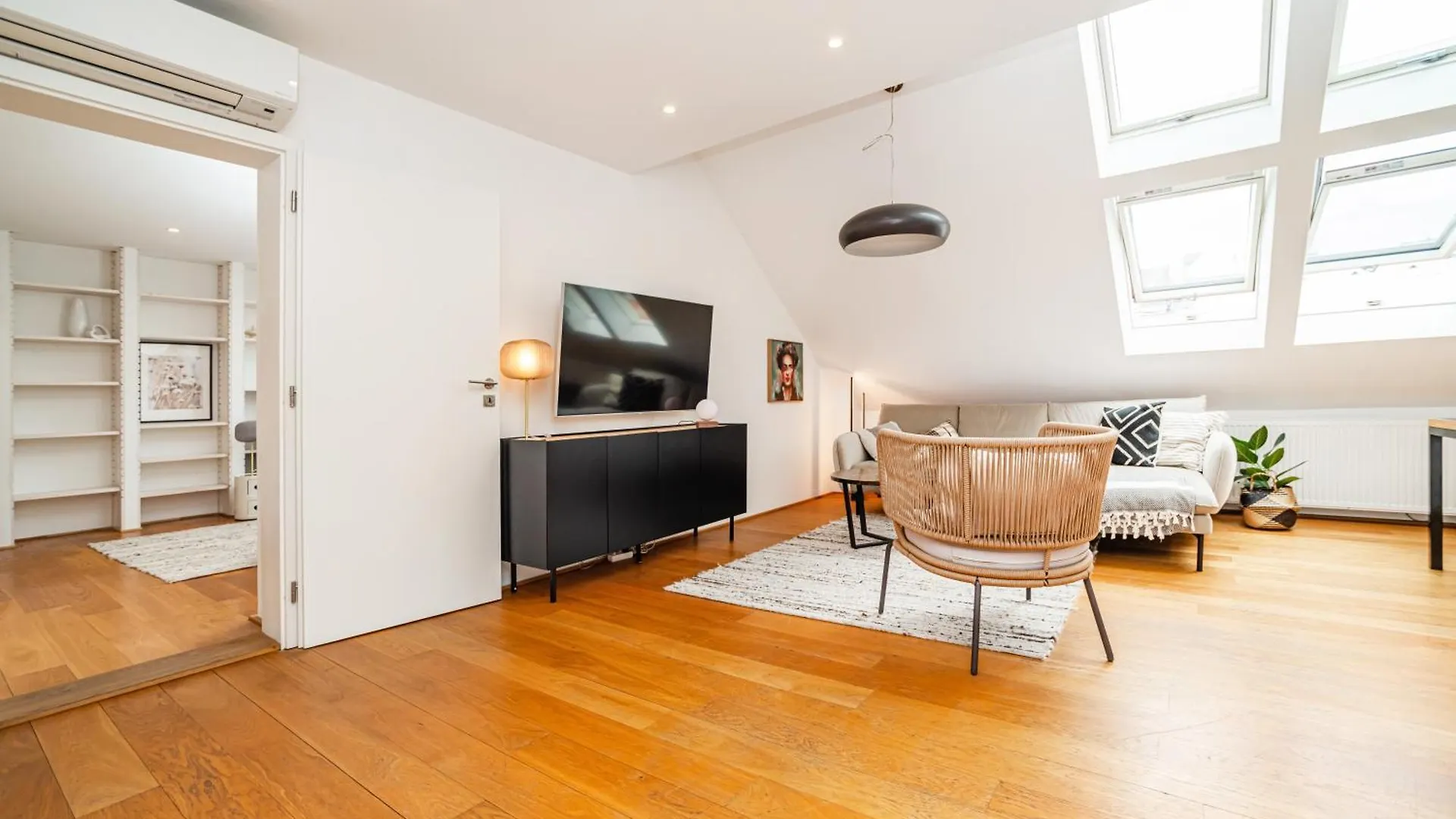 Luxurious 3Bed Very Spacious Apt In The Best Area Prague République tchèque