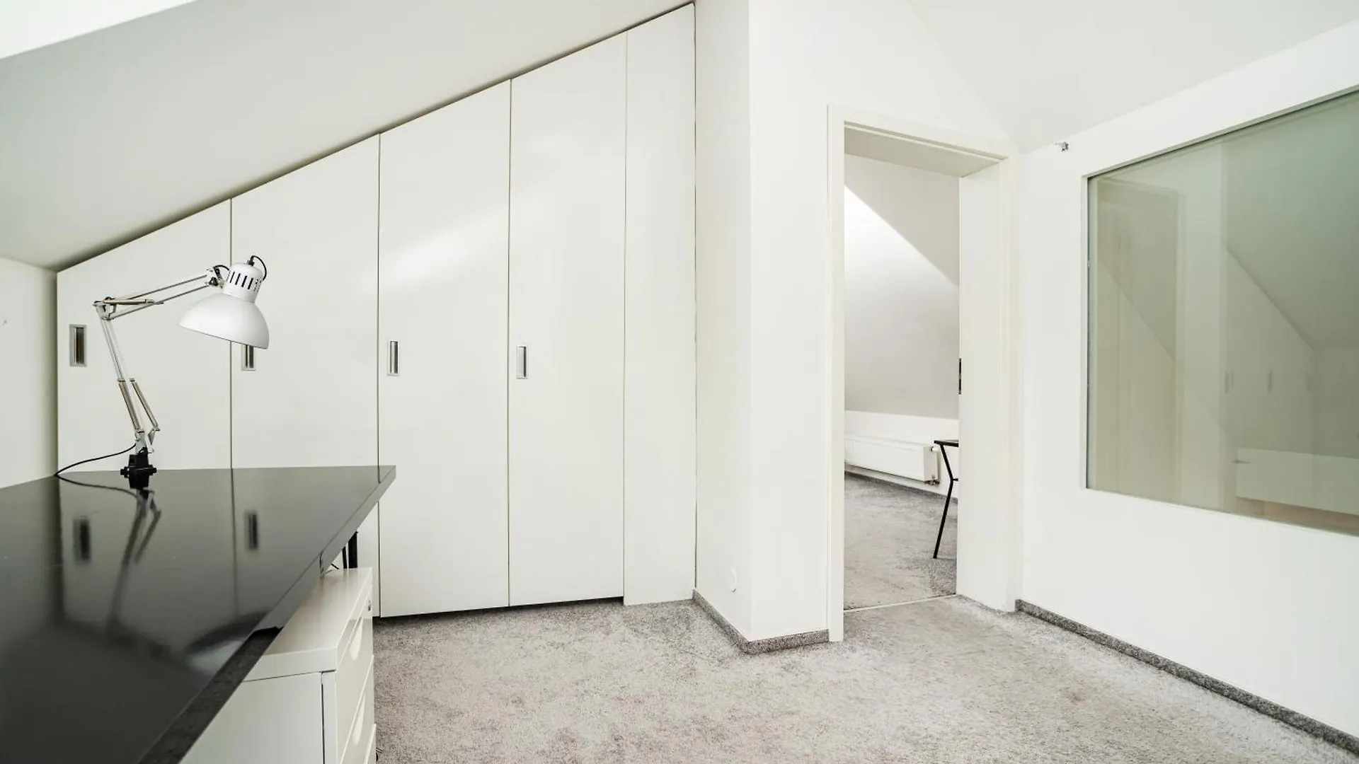Luxurious 3Bed Very Spacious Apt In The Best Area Prague Appartement
